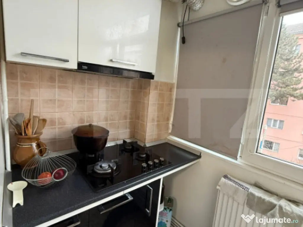 Apartament 3 camere, 54 mp, etaj intermediar, cartier Burduj 