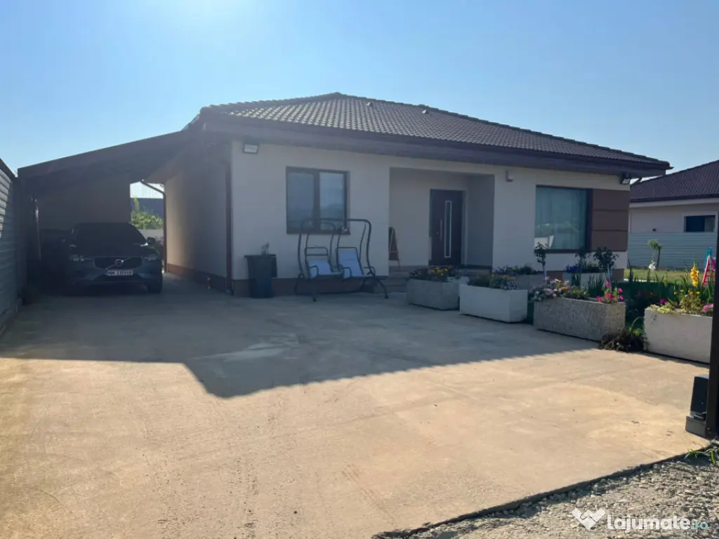 Casă ultrafinisată în Săsar, 600 mp teren, 2021 