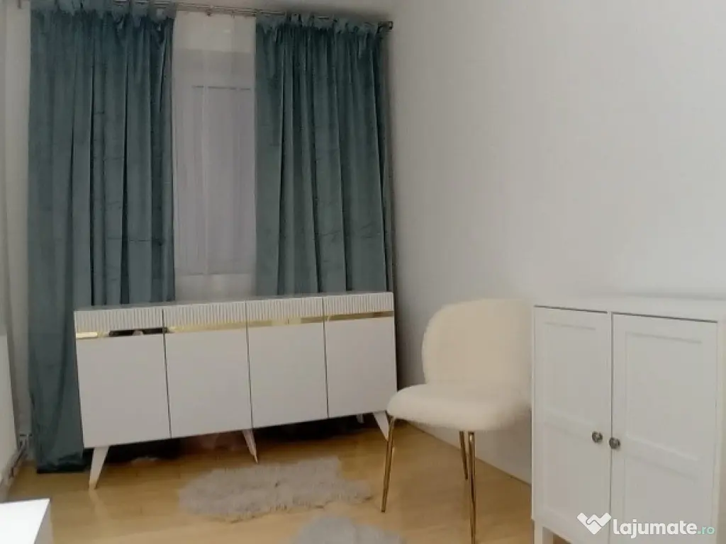 P.F. inchiriez apartament 3 camere-in zona Minerva - Posta