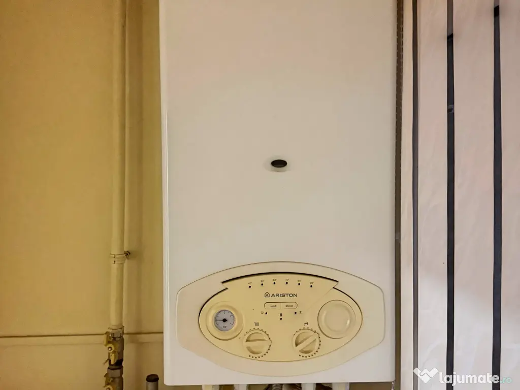 Inchiriez apartament 3 camere 