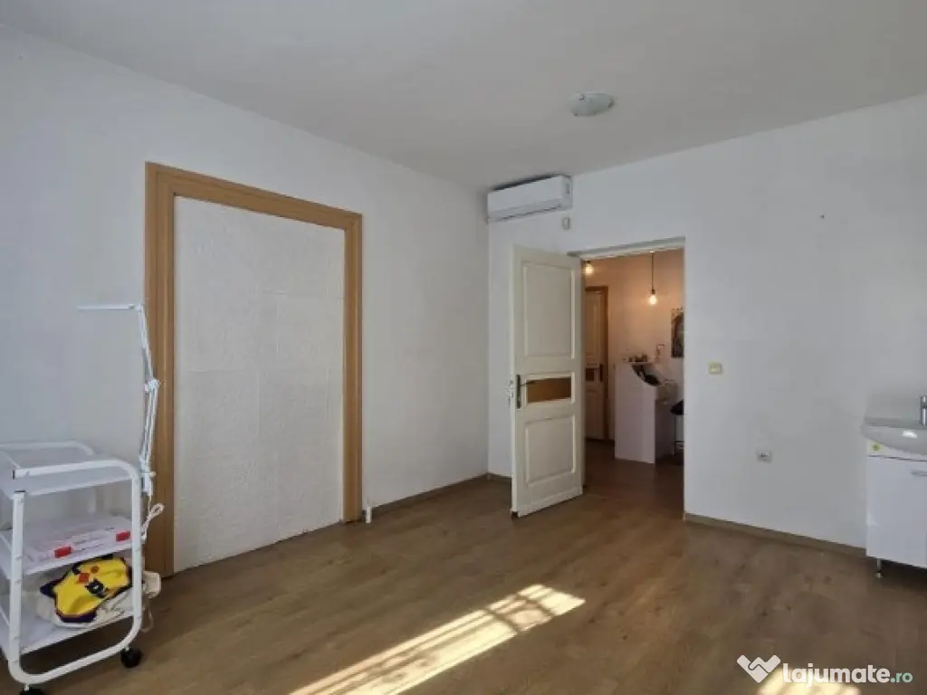 Centru, spatiu birouri, 69mp, gaze, inchirieri Constanta 