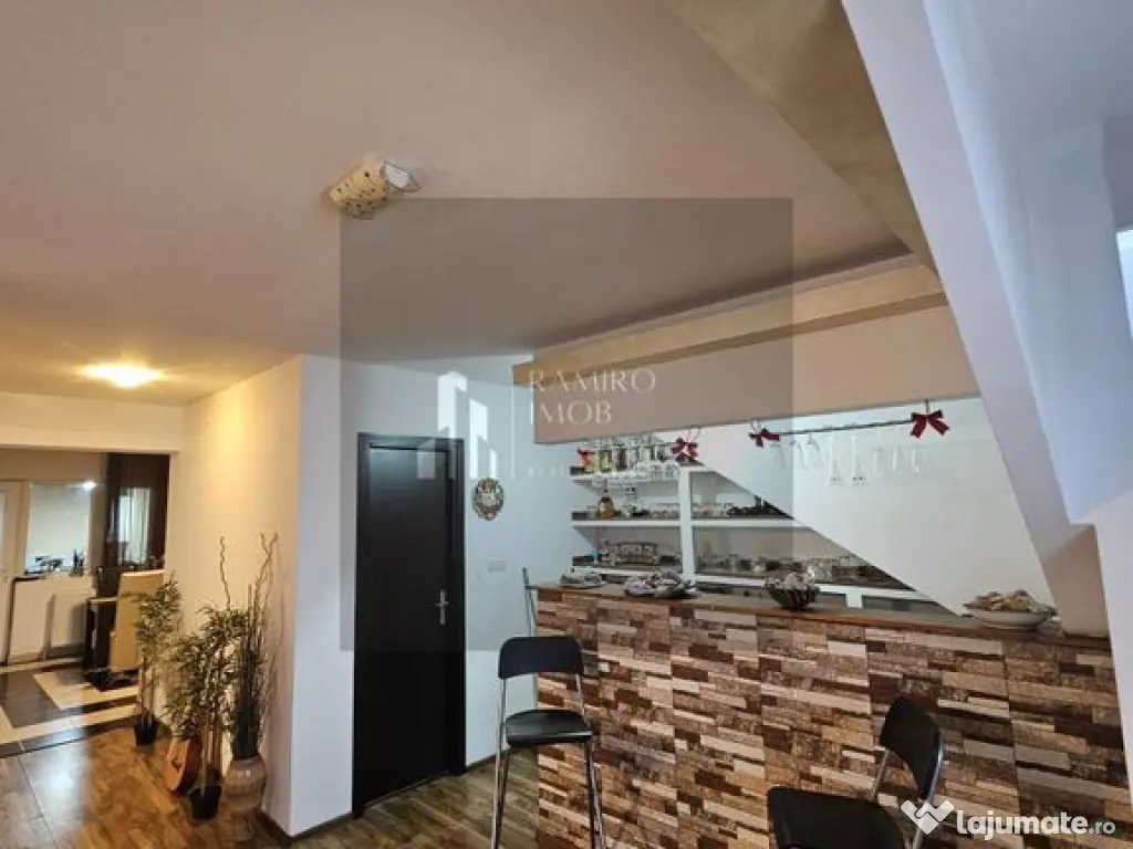 Casa P+M+ teren 700mp Adunatii-Copaceni 