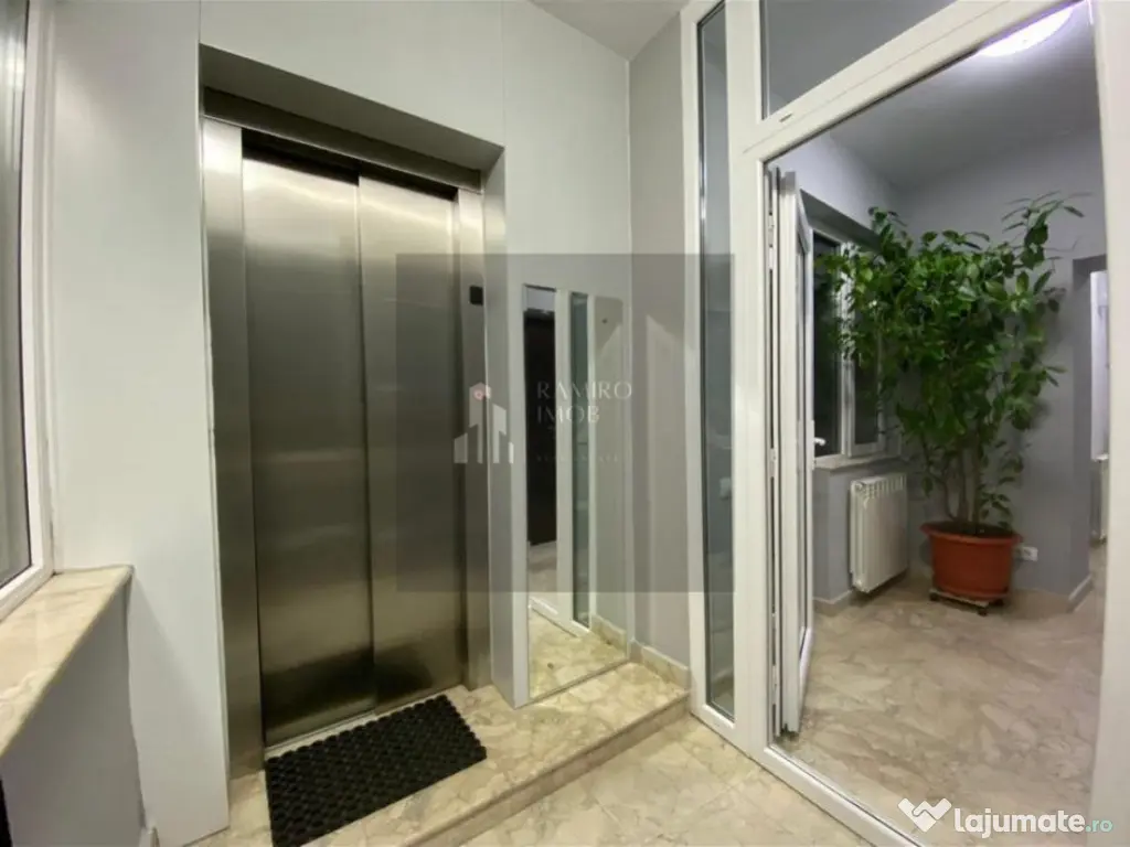 Penthouse Unirii -an2010- 220mp 5camere +terasa 210mp -Pa... 