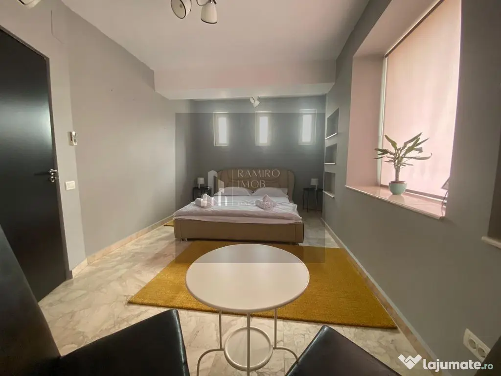 Penthouse Unirii -an2010- 220mp 5camere +terasa 210mp -Pa... 