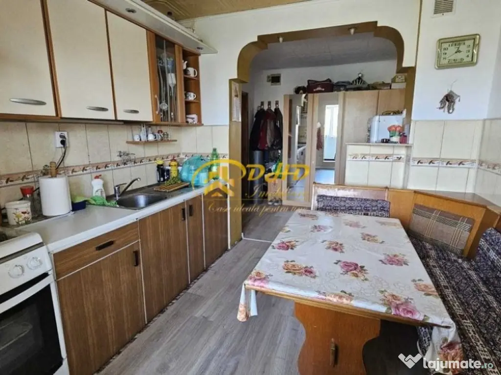 Apartament 2 camere Nicolina 