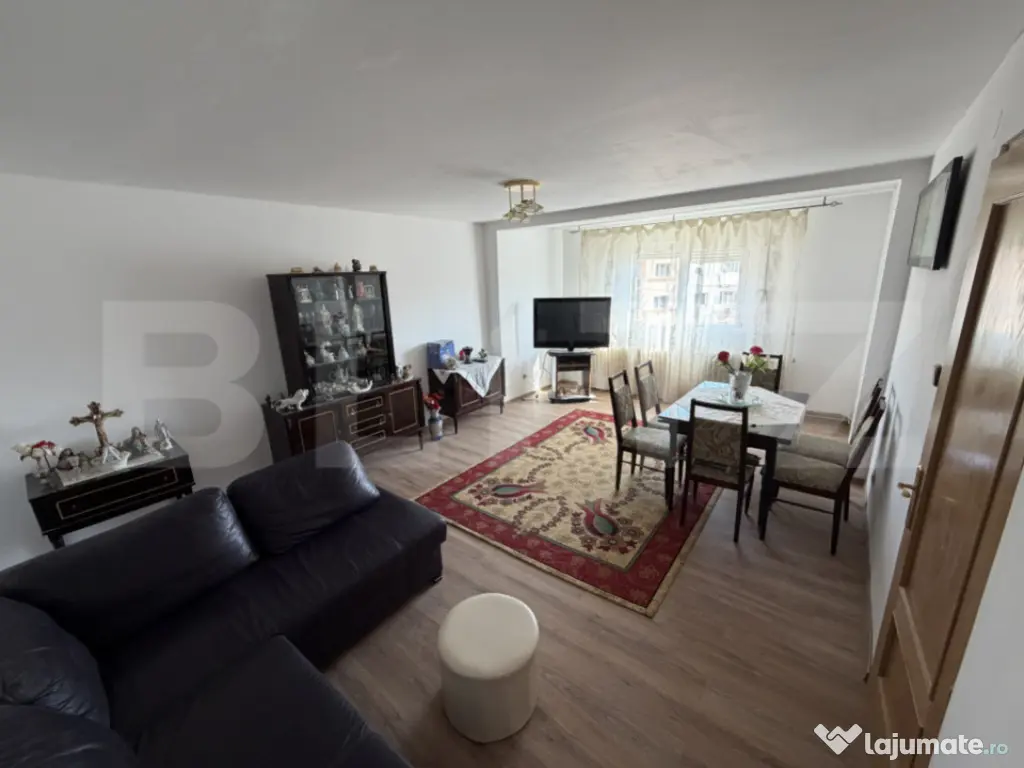 Apartament 2 camere decomandat, Centru Aiud 