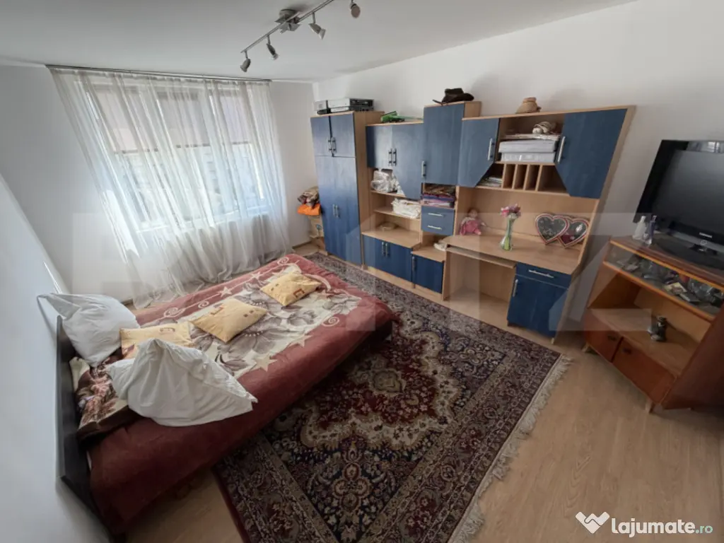 Apartament 2 camere decomandat, Centru Aiud 