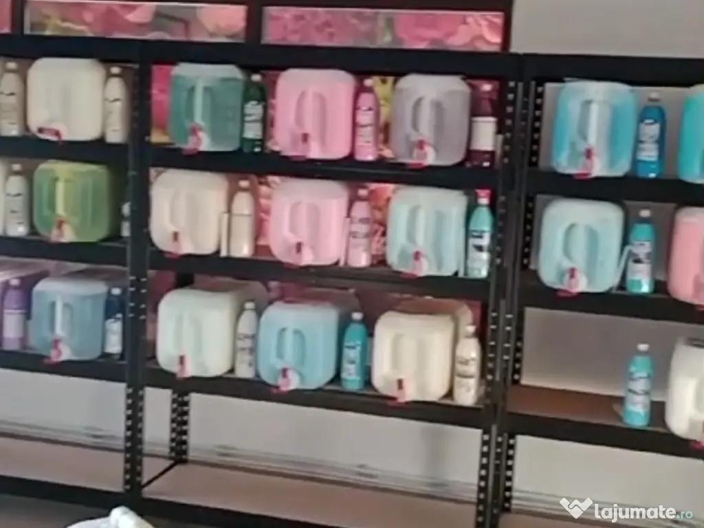 Rafturi modulare pentru expunere magazin sau pentru  spațiul de depozitare 