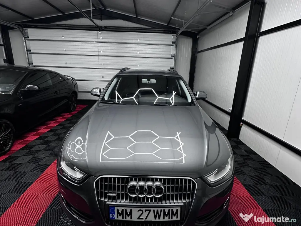 Vând Audi A4 Allroad B8 Facelift