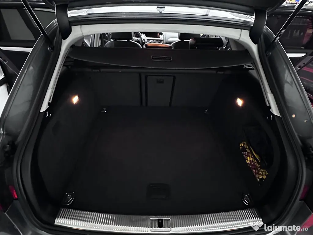 Vând Audi A4 Allroad B8 Facelift