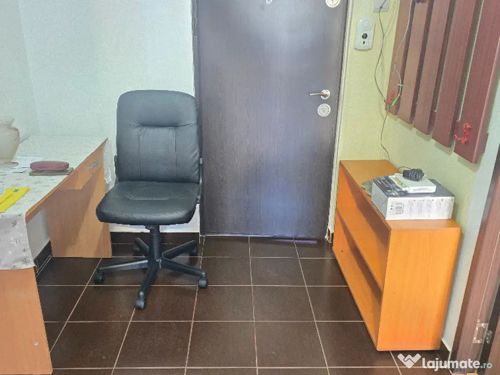 Vand sau inchiriez ap. 2 camere dec Deva, Balcescu, et. 3, mobilat 