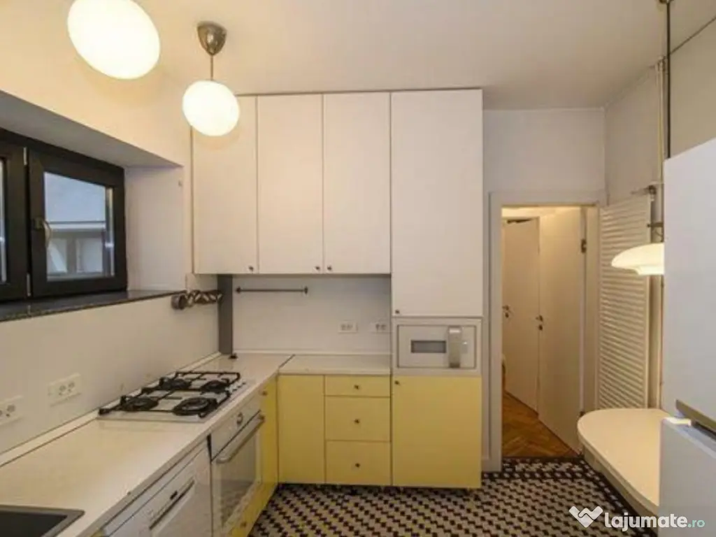 Calea Victoriei | Apartament unic 140 mp, 5 camere | Imobil 