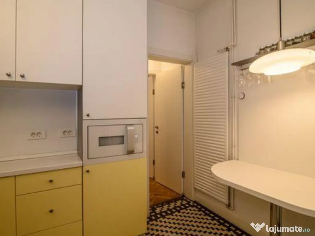 Calea Victoriei | Apartament unic 140 mp, 5 camere | Imobil 