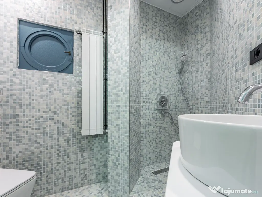 Calea Victoriei | Apartament unic 140 mp, 5 camere | Imobil 