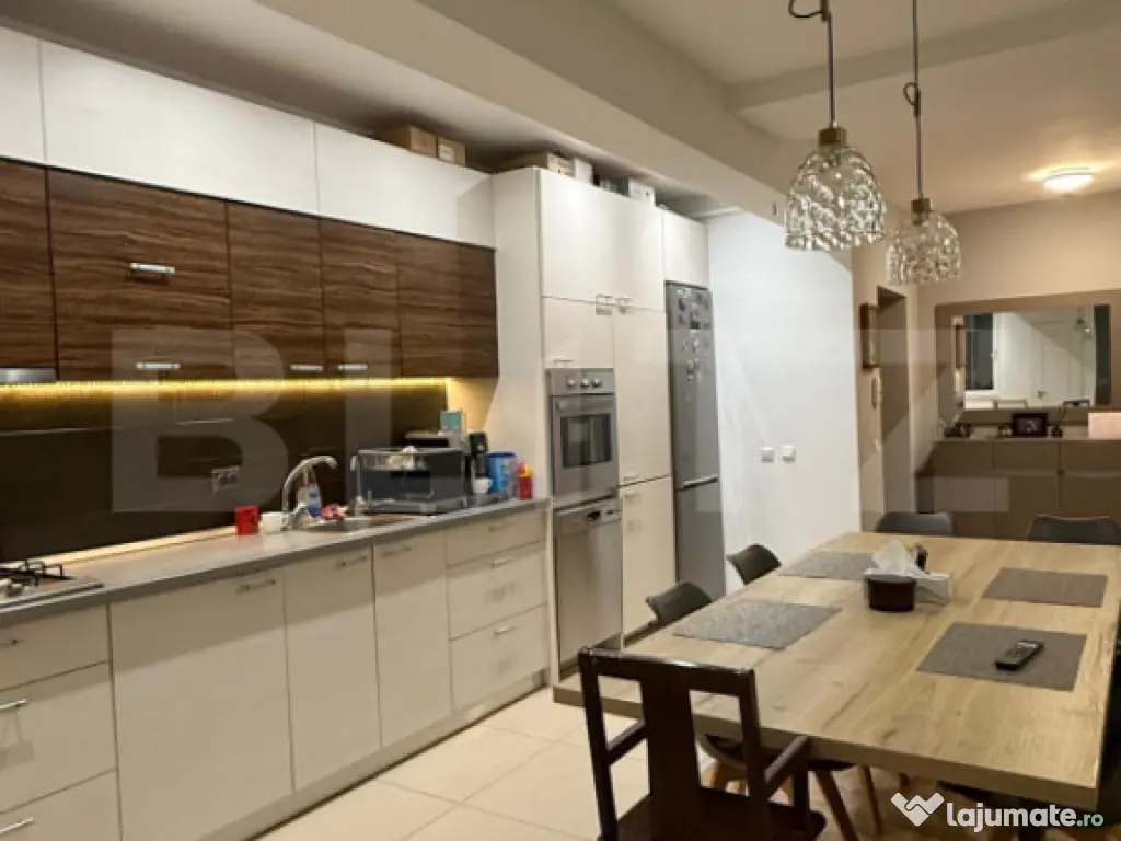 Apartament cu 3 camere, 80 mp utili, mobilat si utilat, parc 