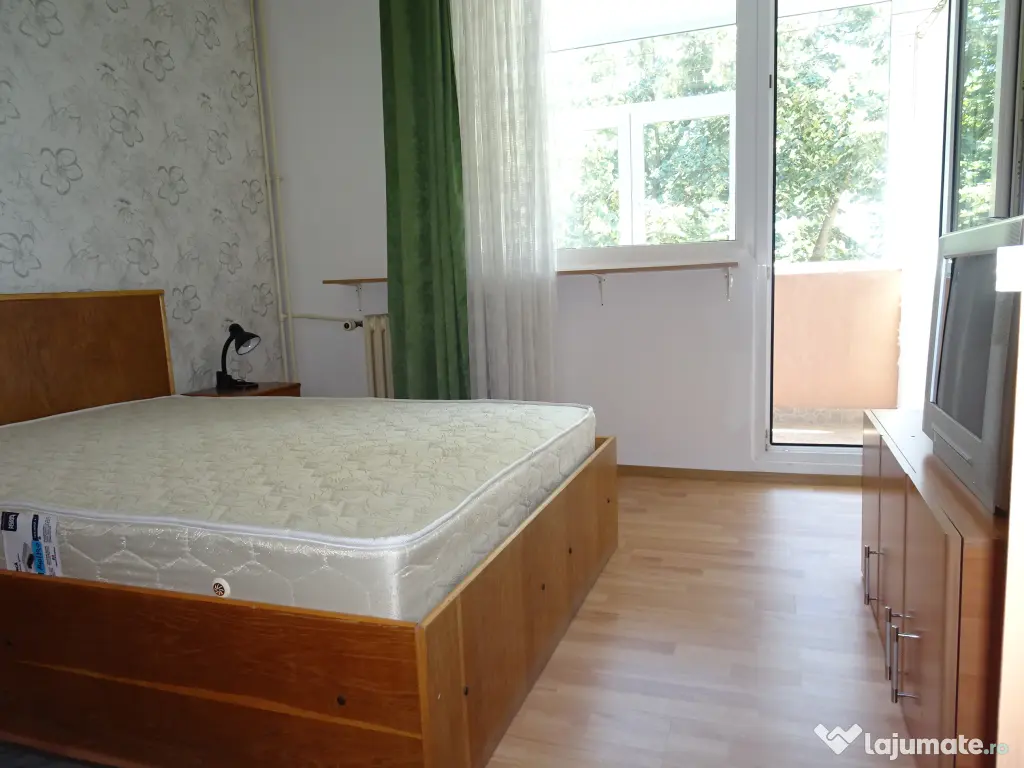 Inchiriez apartament 3 camere langa statia de metrou 1 Decembrie 1918 (50m) 