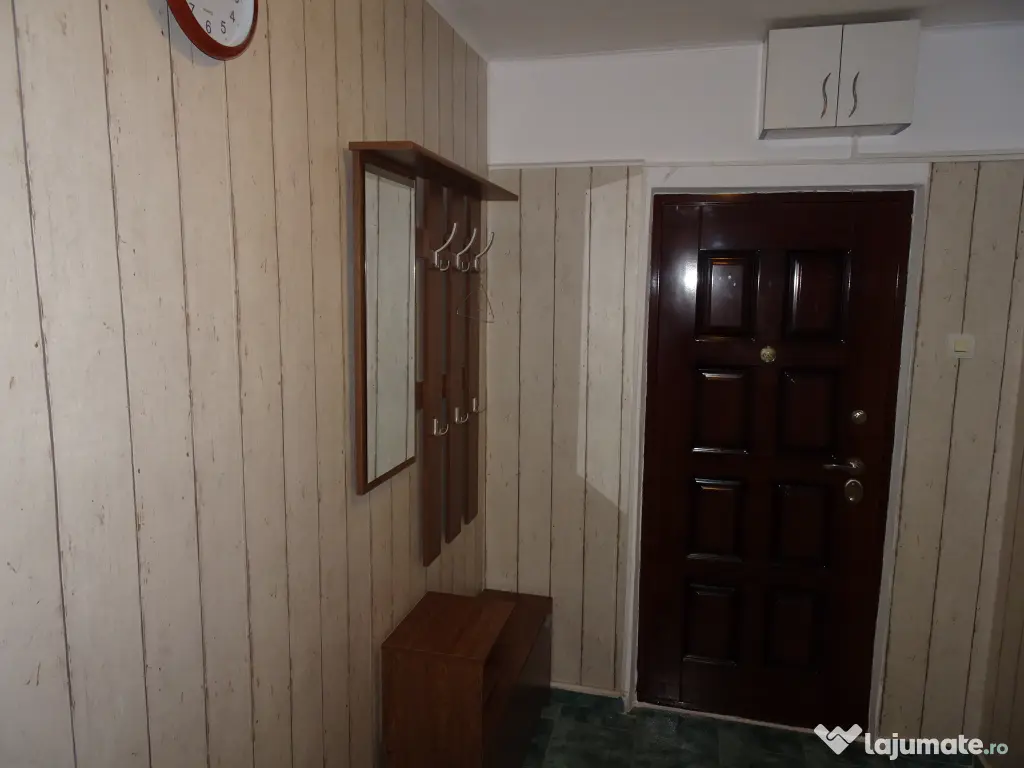 Inchiriez apartament 3 camere langa statia de metrou 1 Decembrie 1918 (50m) 