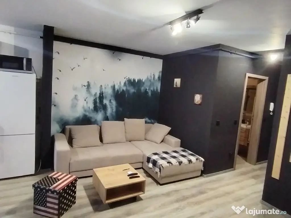 Vand apartament 2 camere. 