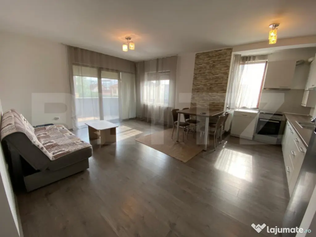 Apartament 3 camere, modern, 78 mp, parcare, zona Terra! 