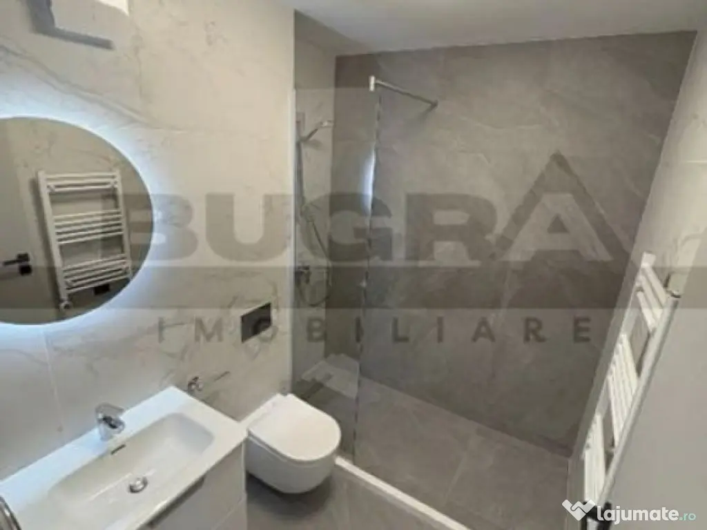 Apartament de 3 camere, modern, 75mp, parcare, zona straz... 