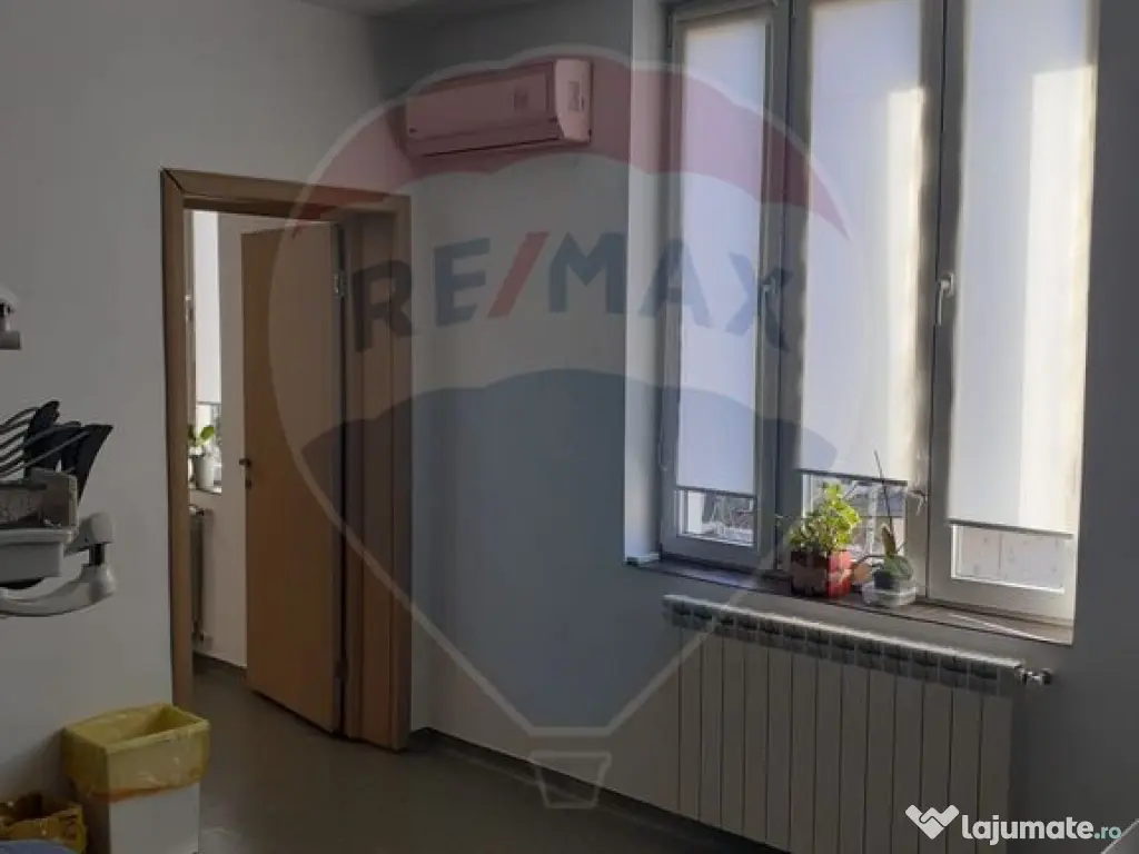 Casa P+E+M | 175mp utili, pretabil clinica/office/reziden... 