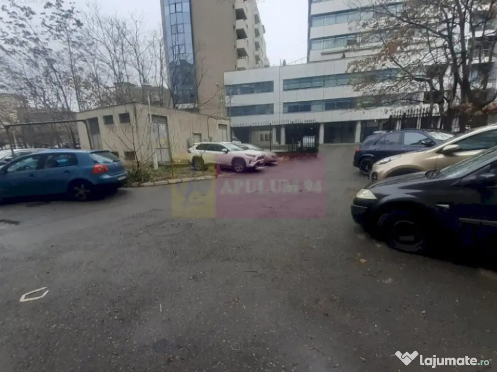 Spațiu zona Bulevardul Unirii - Zepter