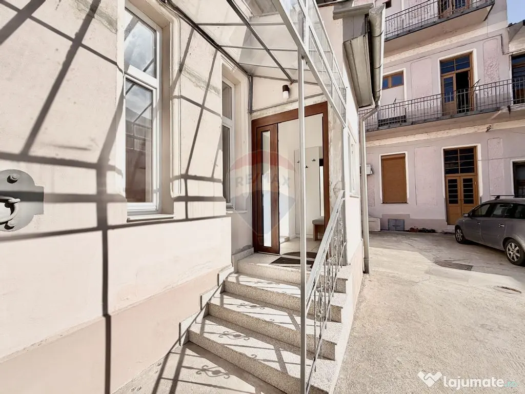 Apartament cu 2 camere de închiriat în zona Ultracentral 