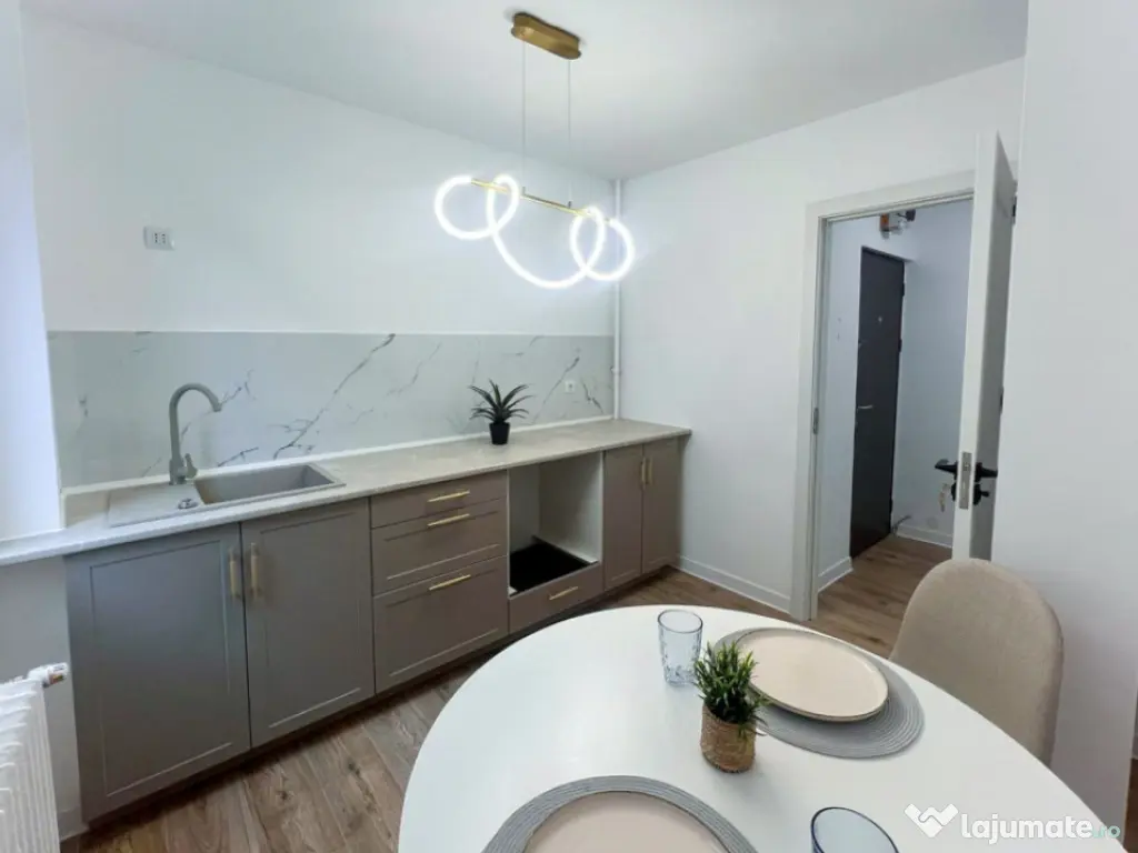 Apartament 2 camere, decomandat, Bulevardul Carol I, zona Ga 