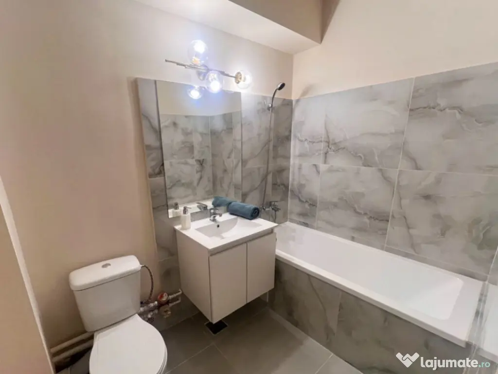 Apartament 2 camere, decomandat, Bulevardul Carol I, zona Ga 