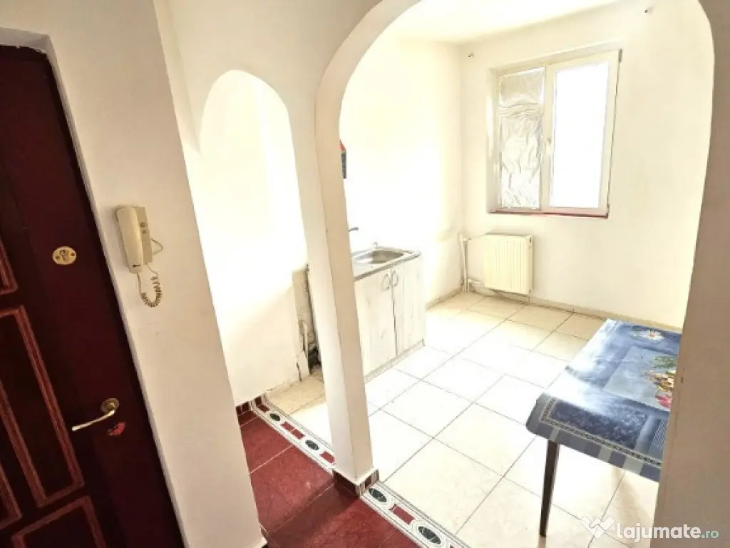 Inchiriem - apartament 2 camere ULTRACENTRAL 