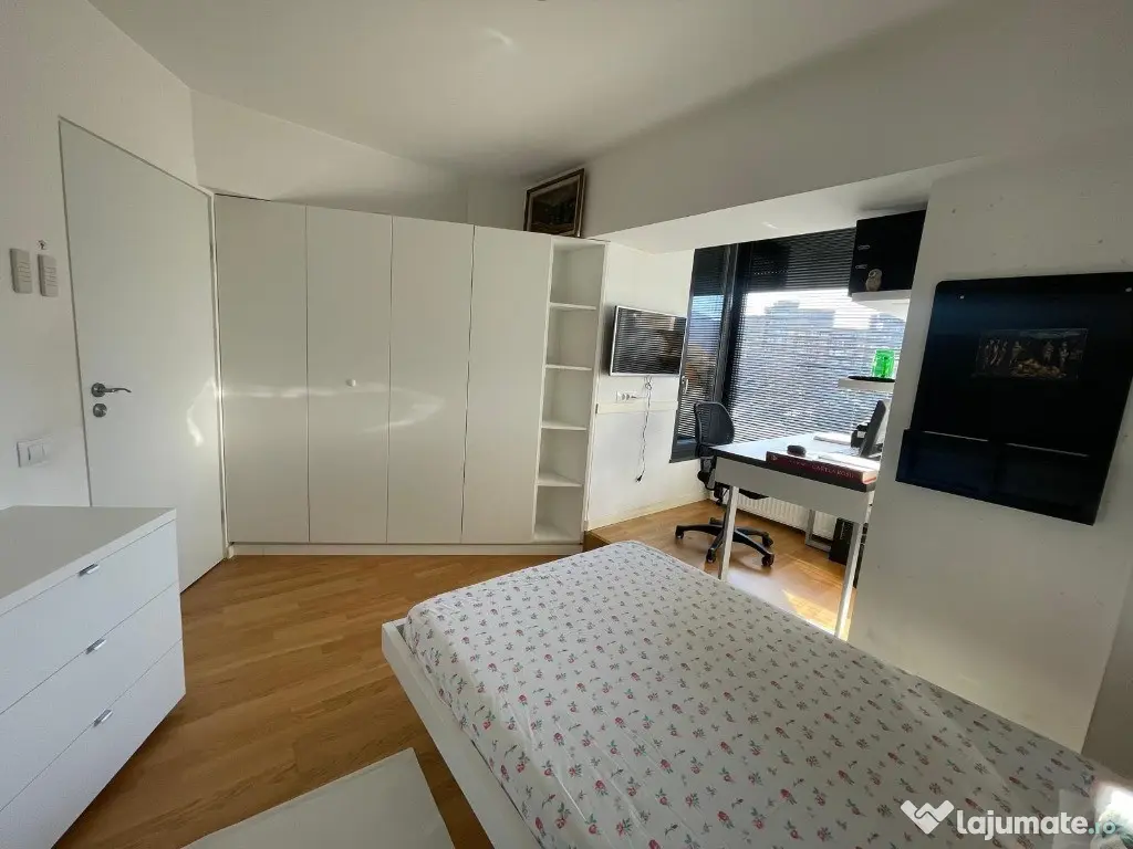 Unirii in Y-uri, 2 camere, decom., etaj 1 