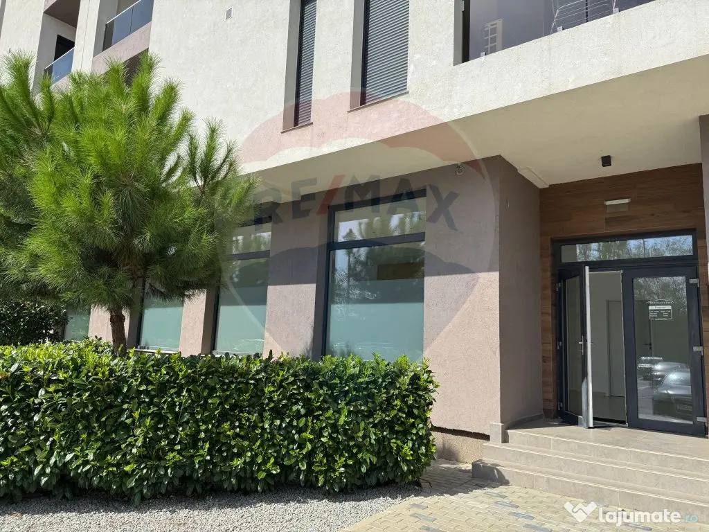 Spațiu comercial de închiriat 70 mp, în zona Universit... 