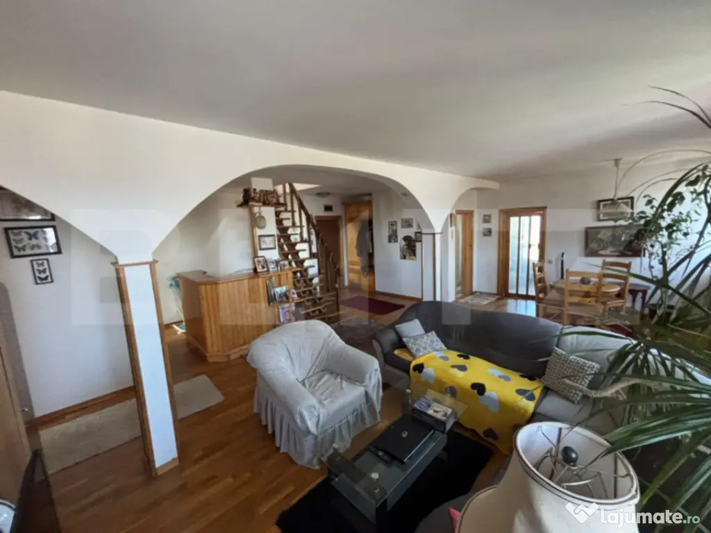 Apartement 3 camere, 128 mp, zona Ultracentrală 