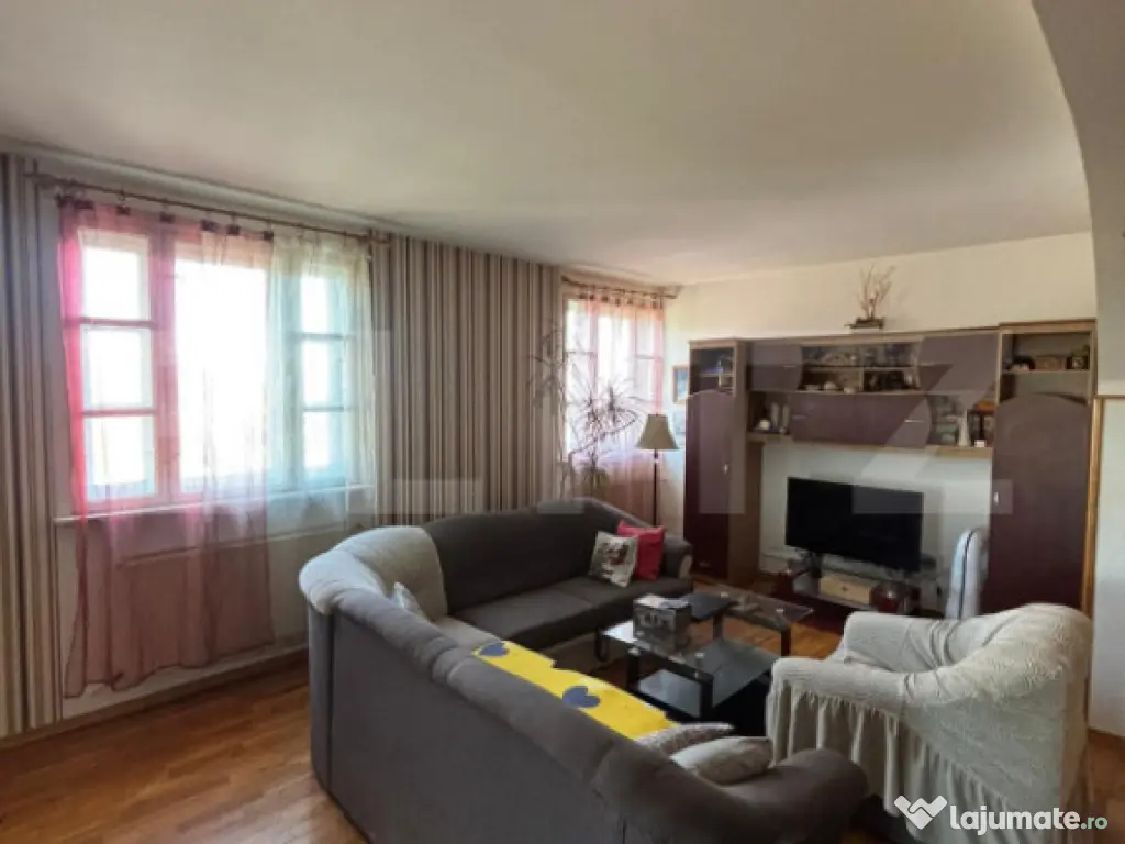 Apartement 3 camere, 128 mp, zona Ultracentrală 