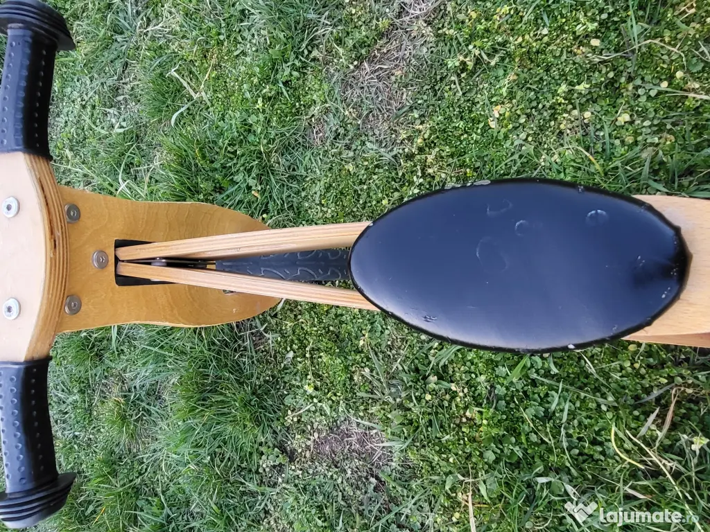 Bicicletă de echilibru din lemn pentru copii 