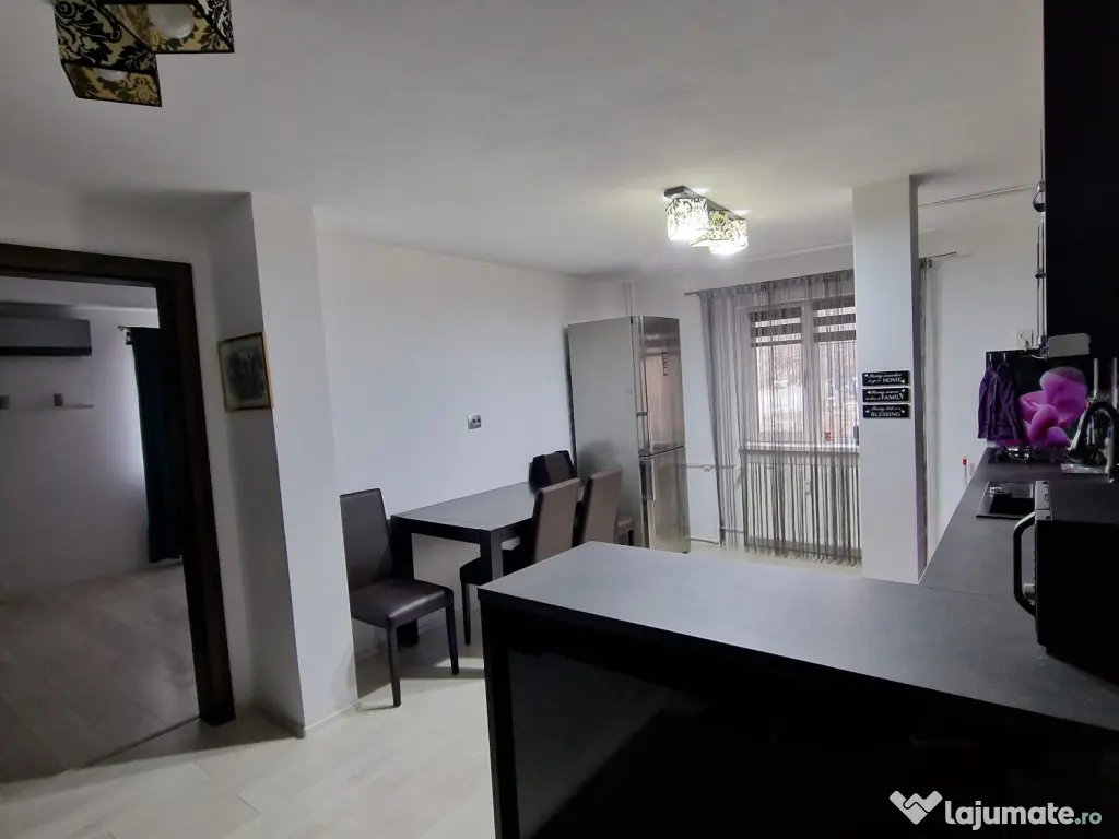 Inchiriez apartament 2 camere 