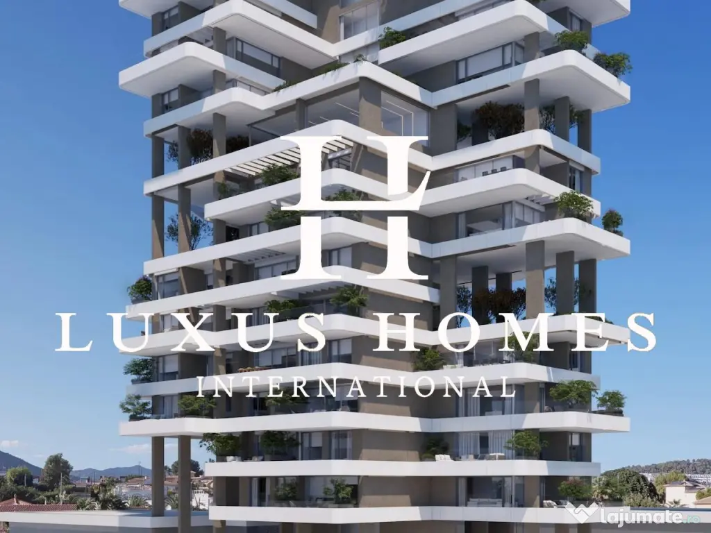 Apartament 5 cam. de lux cu vedere la mare într-un resort de elită cu piscine încălzite central