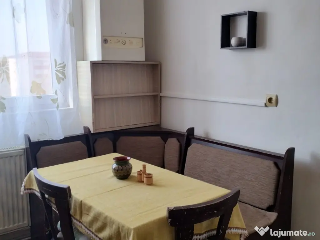 apartment 2 camere de închiriat 