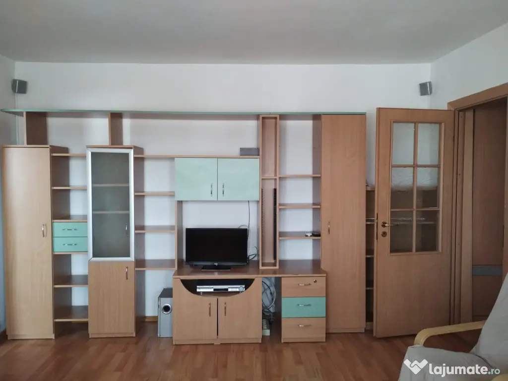 apartment 2 camere de închiriat 