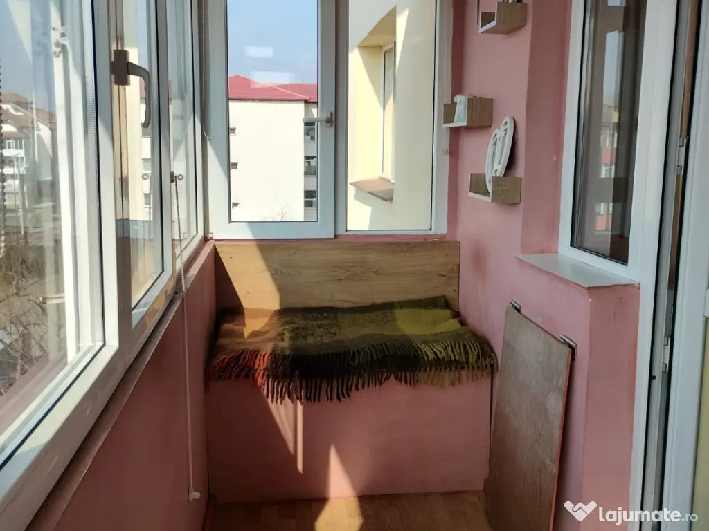 apartment 2 camere de închiriat 