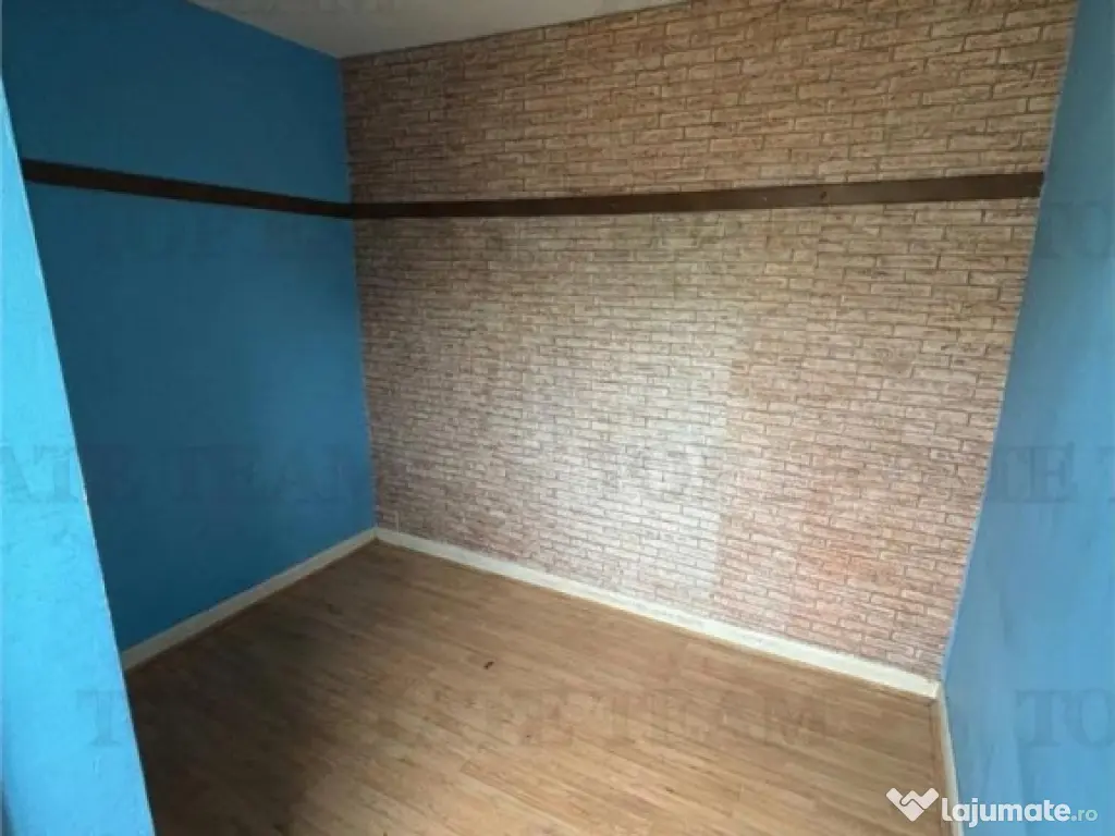 Casa renovabila 3 camere decomandate locuinta sau investiti 