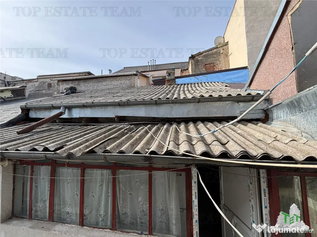 Casa renovabila 3 camere decomandate locuinta sau investiti 