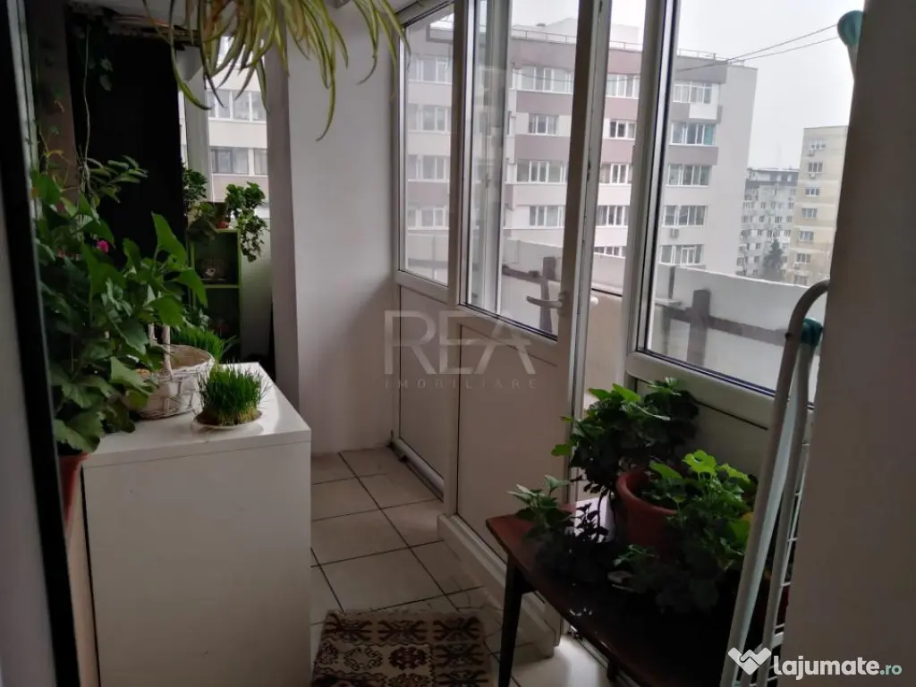 3 camere, decomandat, SU 80mp, bloc din 1984/ Drumul Taberei 