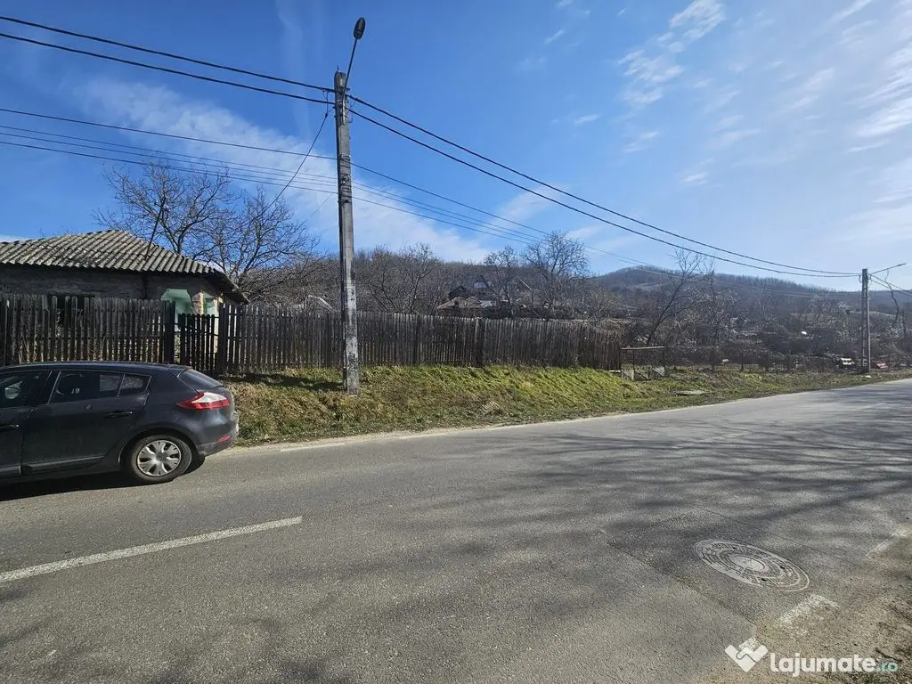 Teren 690 mp, deschidere 50 m, utilități – 1 km Prim?... 
