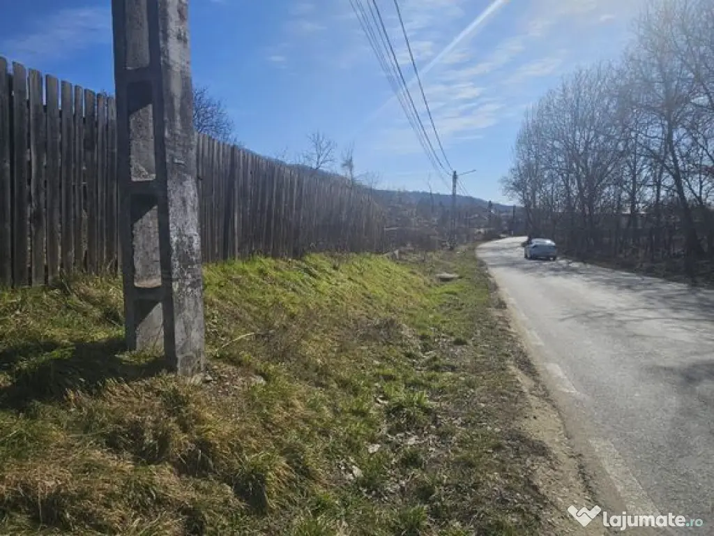 Teren 690 mp, deschidere 50 m, utilități – 1 km Prim?... 