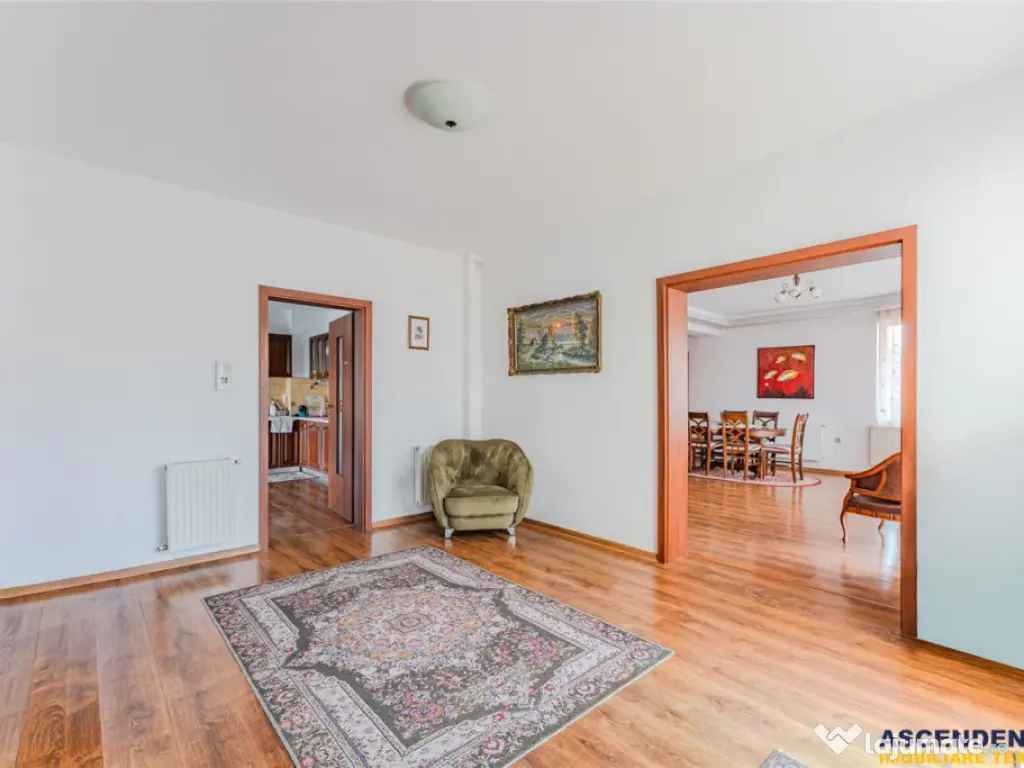 FILM! Resedinta cu identitate arhitecturala, 700mp teren, ga 