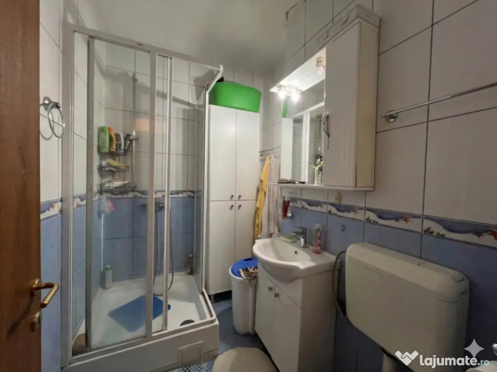 Apartament 2 camere Mihalache. Metrou.