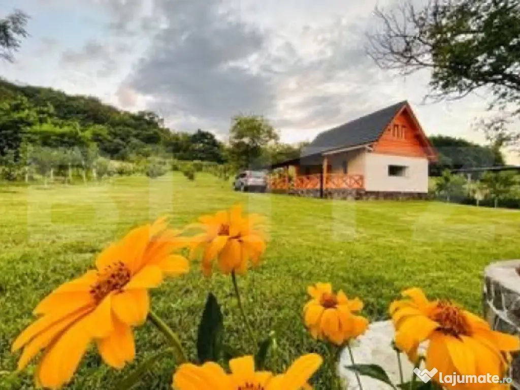 Cabană deosebită cu livadă și panoramă superbă–refug 
