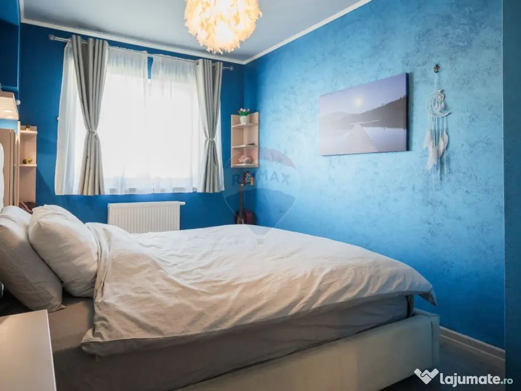 Apartament 3 camere tip duplex cu parcare si boxa la Maur... 