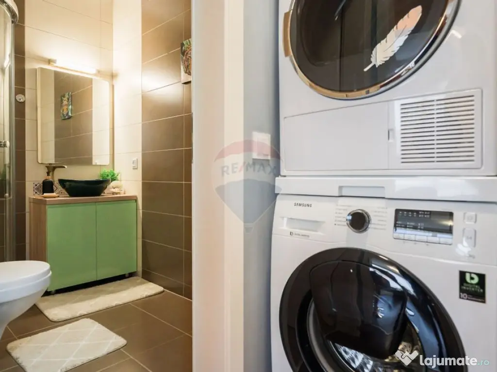 Apartament 3 camere tip duplex cu parcare si boxa la Maur... 